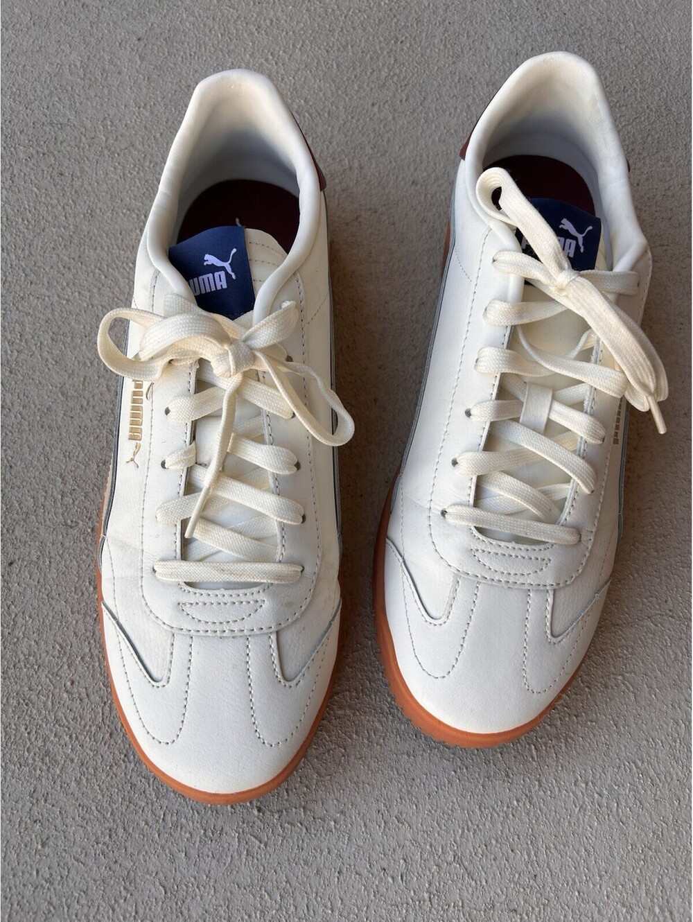 Puma Club 5v5 Low Top Indoor Soccer Sneakers White Red Gum Light Use 43 European